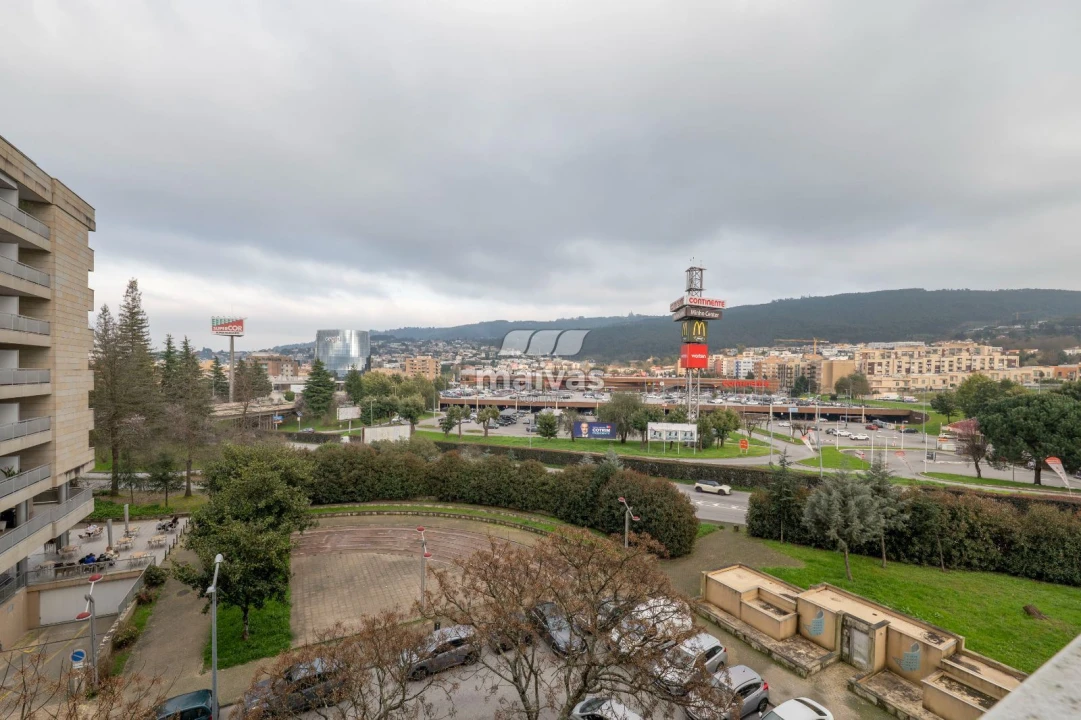Apartamento T3 para Venda em Nogueira, Fraião e Lamaçães Foto 38