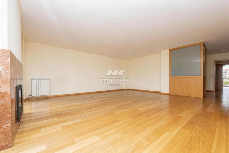 Apartamento T3 para Venda em Nogueira, Fraião e Lamaçães Foto 10