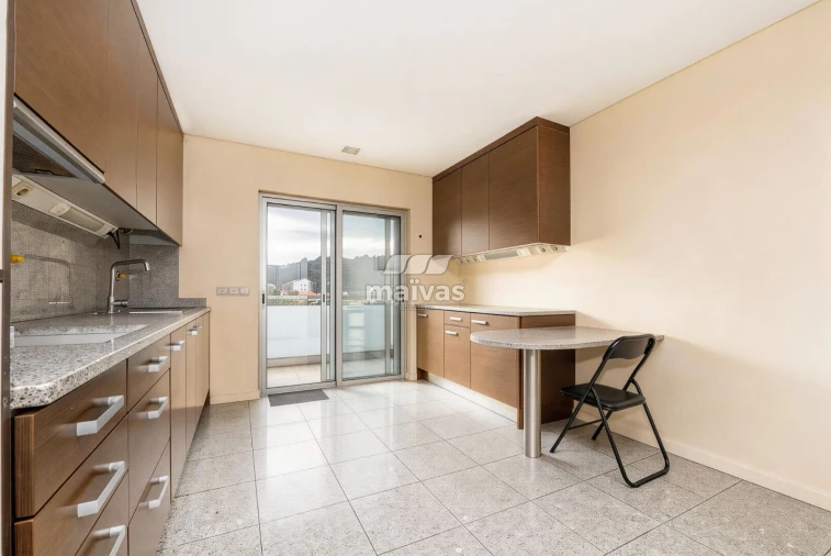 Apartamento T3 para Venda em Nogueira, Fraião e Lamaçães Foto 20