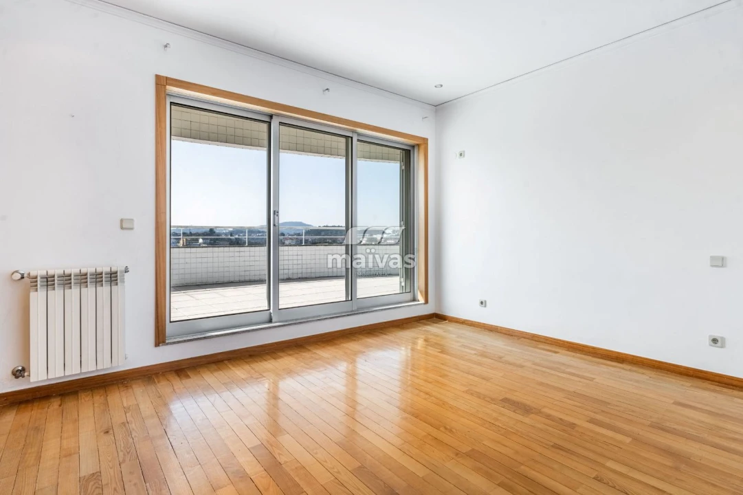 Apartamento T3 para Venda em Ferreiros e Gondizalves Foto 10
