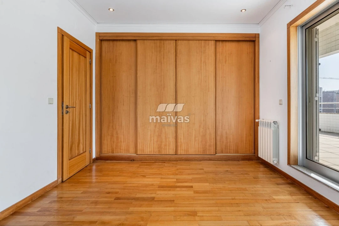 Apartamento T3 para Venda em Ferreiros e Gondizalves Foto 12