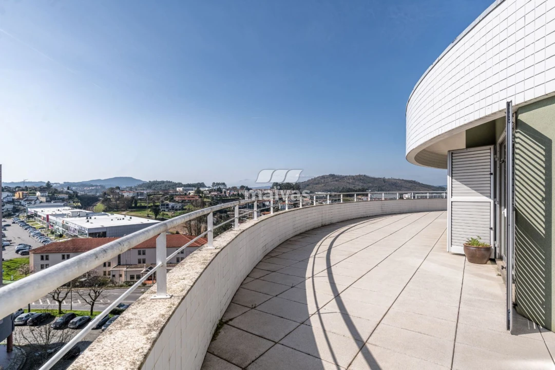 Apartamento T3 para Venda em Ferreiros e Gondizalves Foto 15