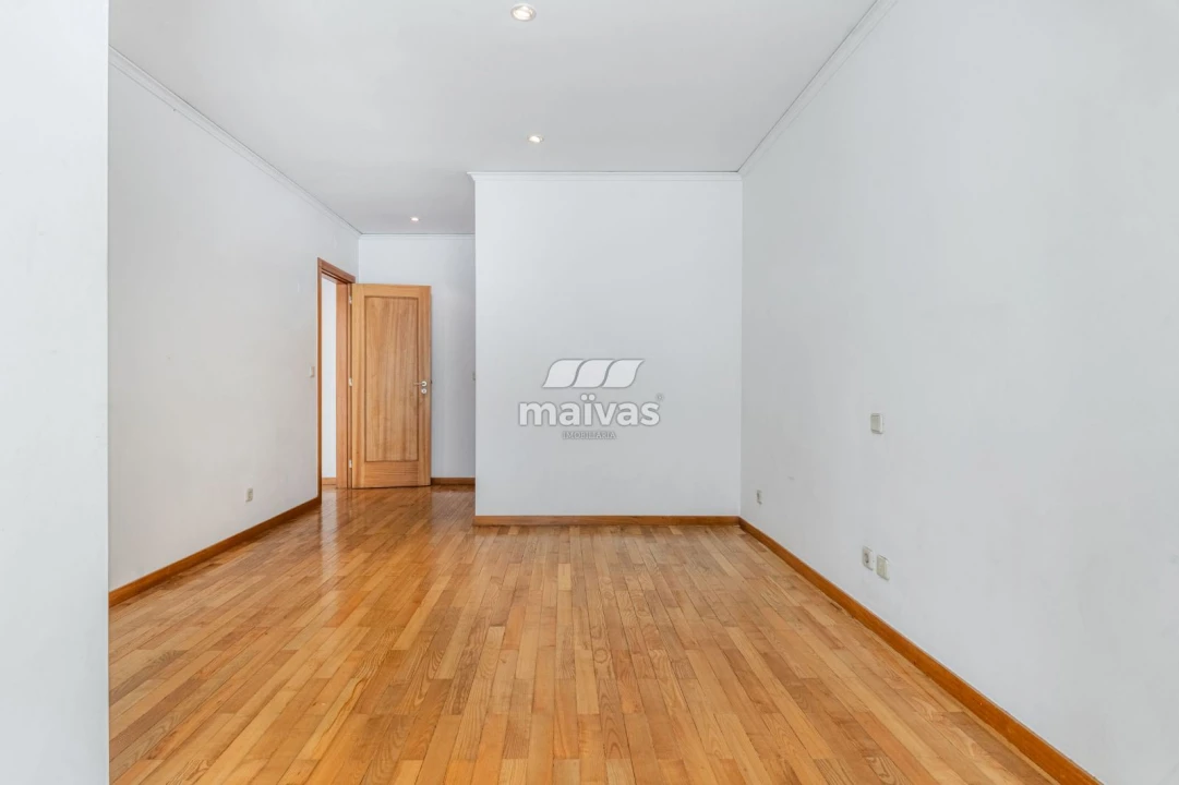 Apartamento T3 para Venda em Ferreiros e Gondizalves Foto 20