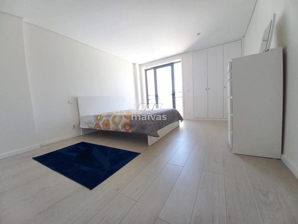 Apartamento T2 para Arrendamento em Braga (São José de São Lázaro e São João do Souto) Foto 12