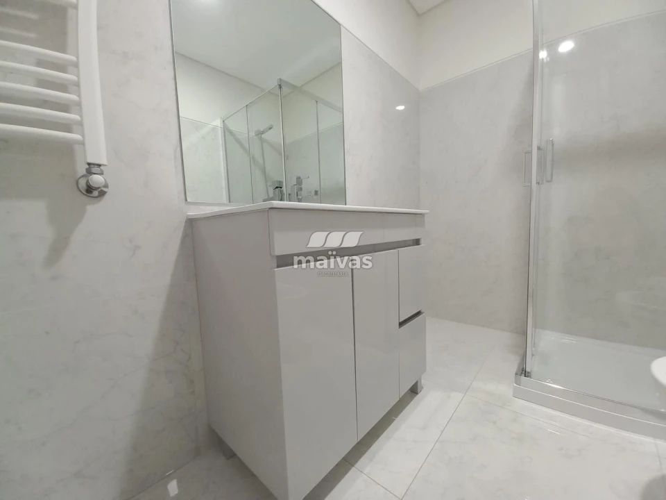 Apartamento T2 para Arrendamento em Braga (São José de São Lázaro e São João do Souto) Foto 13