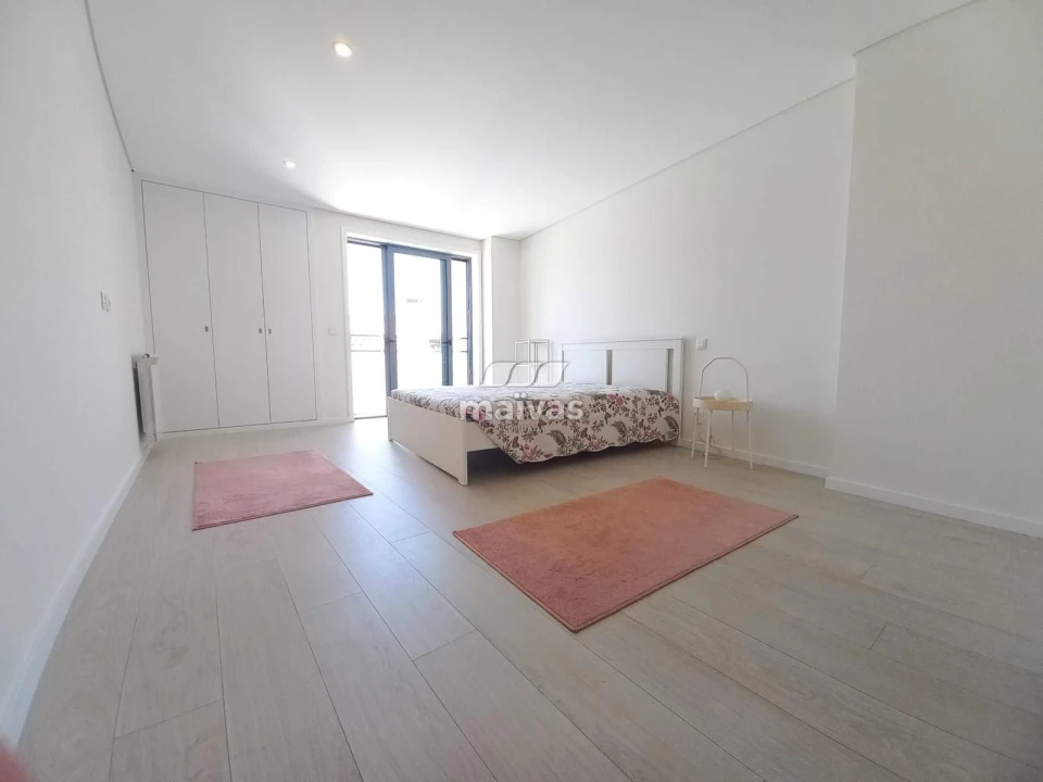 Apartamento T2 para Arrendamento em Braga (São José de São Lázaro e São João do Souto) Foto 16