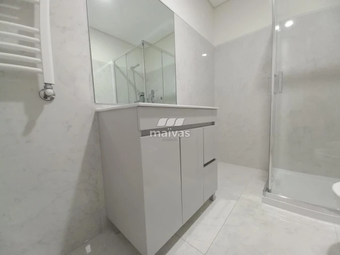 Apartamento T2 para Arrendamento em Braga (São José de São Lázaro e São João do Souto) Foto 13