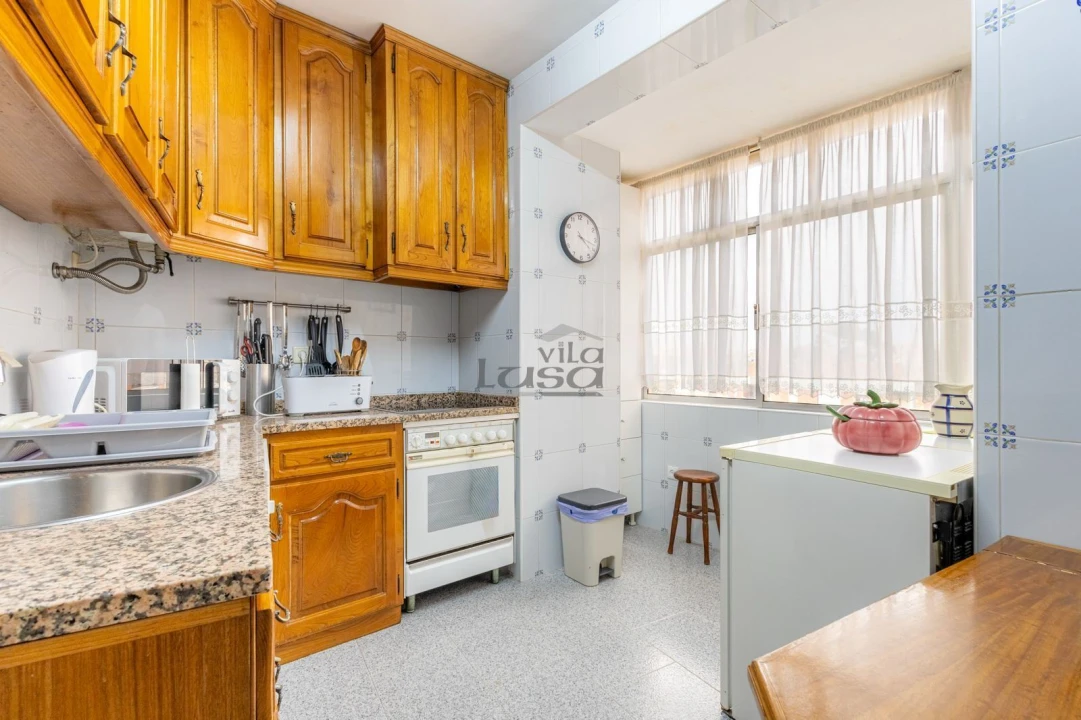 Apartamento T3 para Venda em Lordelo do Ouro e Massarelos Foto 11