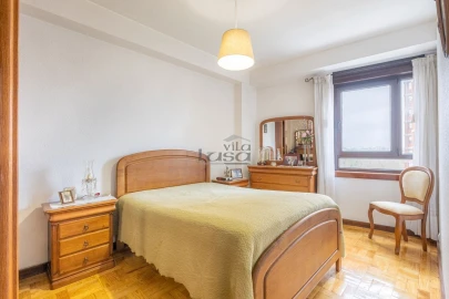 Apartamento T3 para Venda em Lordelo do Ouro e Massarelos