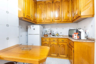 Apartamento T3 para Venda em Lordelo do Ouro e Massarelos