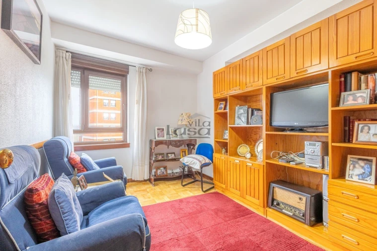 Apartamento T3 para Venda em Lordelo do Ouro e Massarelos Foto 6