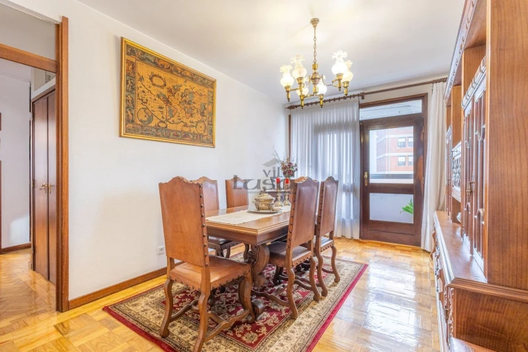 Apartamento T3 para Venda em Lordelo do Ouro e Massarelos Foto 12