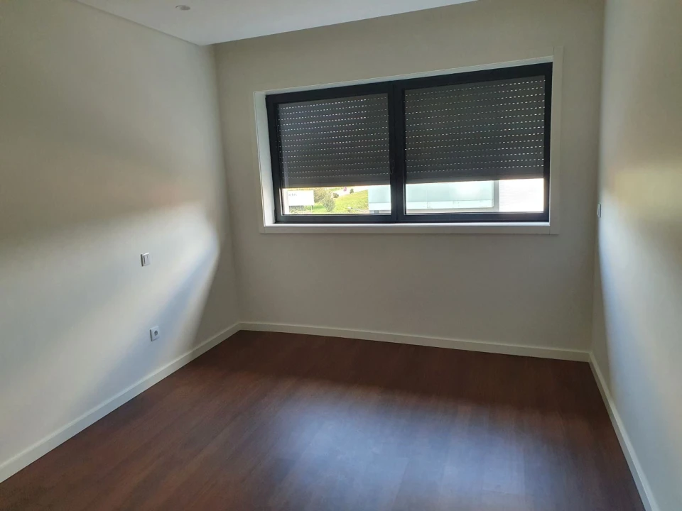Apartamento T1 para Arrendamento em Cidade da Maia Foto 9