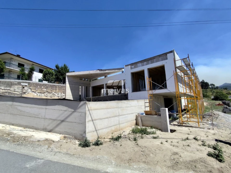 Moradia T3 para Venda em Paço Foto 3