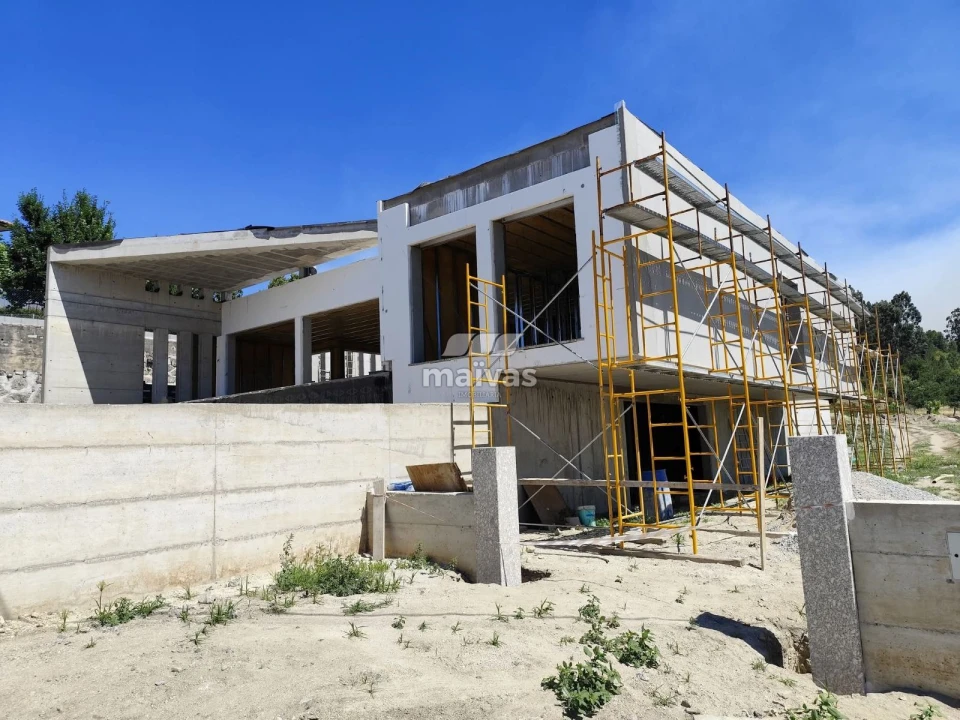 Moradia T3 para Venda em Paço Foto 4