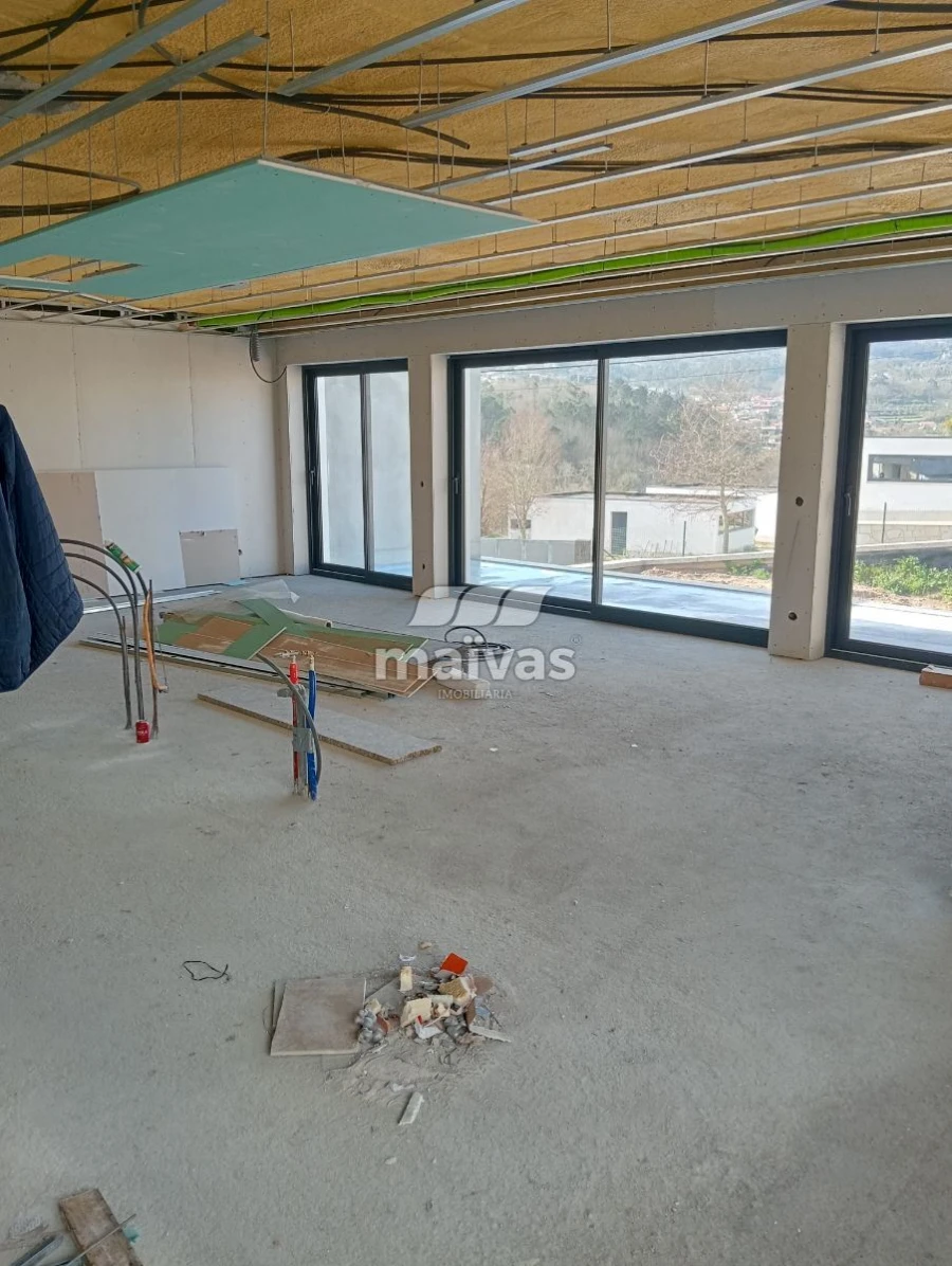 Moradia T3 para Venda em Paço Foto 13