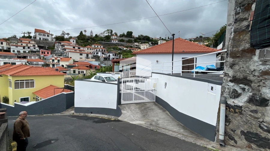 Moradia T1 para Arrendamento em Imaculado Coração de Maria Foto 19