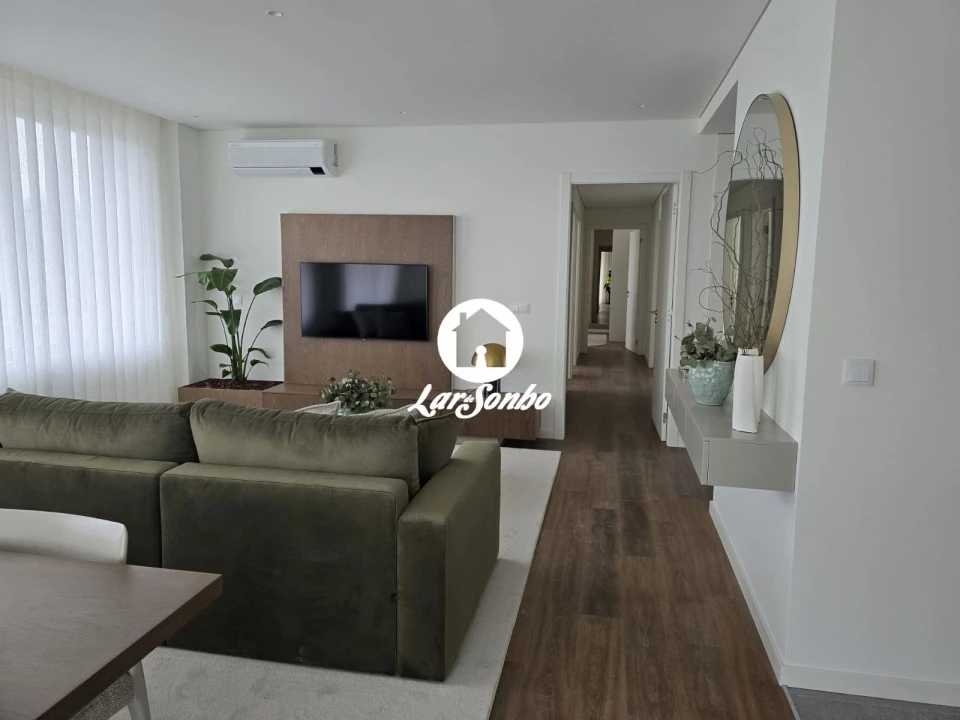 Apartamento T2 para Venda em Cidade da Maia Foto 1