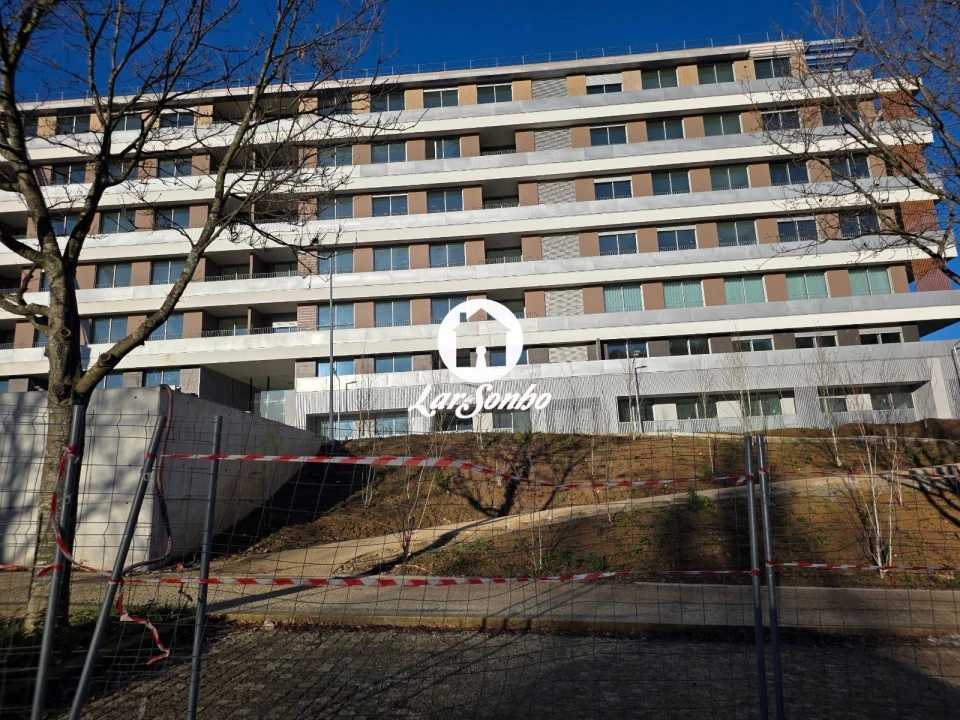 Apartamento T2 para Venda em Cidade da Maia Foto 17