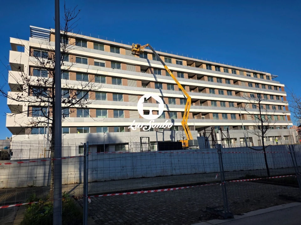 Apartamento T2 para Venda em Cidade da Maia Foto 20