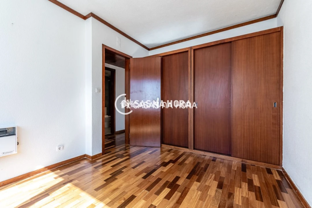 Apartamento T2 para Arrendamento em Oeiras e São Julião da Barra, Paço de Arcos e Caxias Foto 13