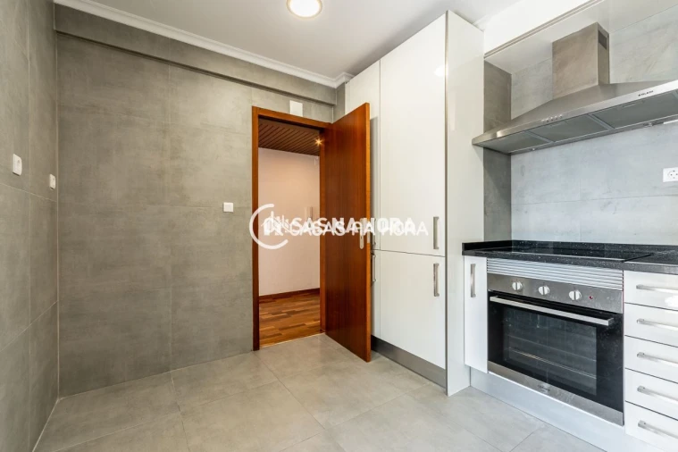 Apartamento T2 para Arrendamento em Oeiras e São Julião da Barra, Paço de Arcos e Caxias Foto 8