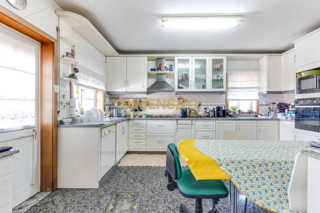 Moradia T4 para Venda em Custóias, Leça do Balio e Guifões Foto 9