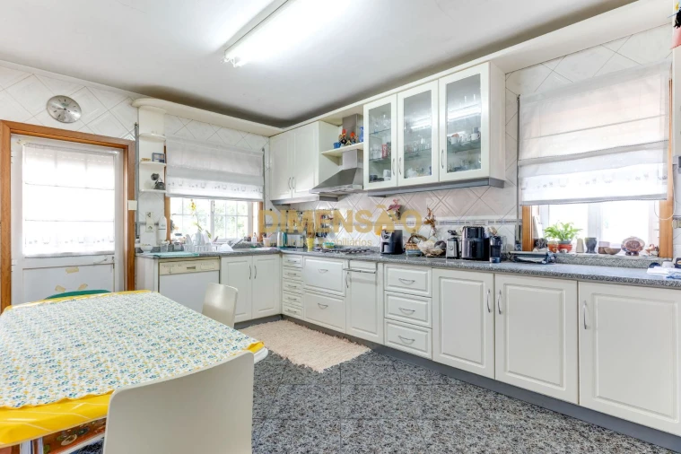 Moradia T4 para Venda em Custóias, Leça do Balio e Guifões Foto 5