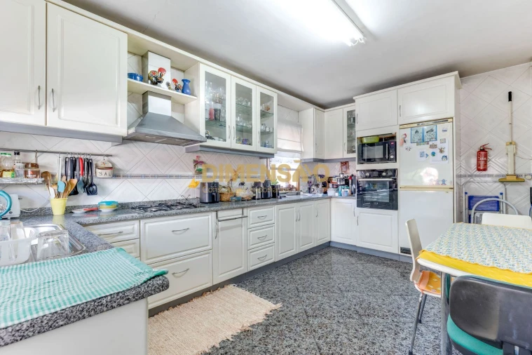 Moradia T4 para Venda em Custóias, Leça do Balio e Guifões Foto 8