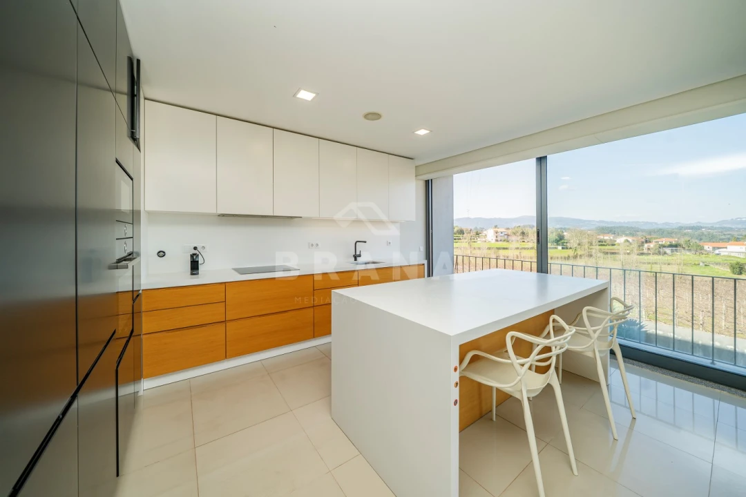 Moradia T4 para Venda em Bico Foto 3