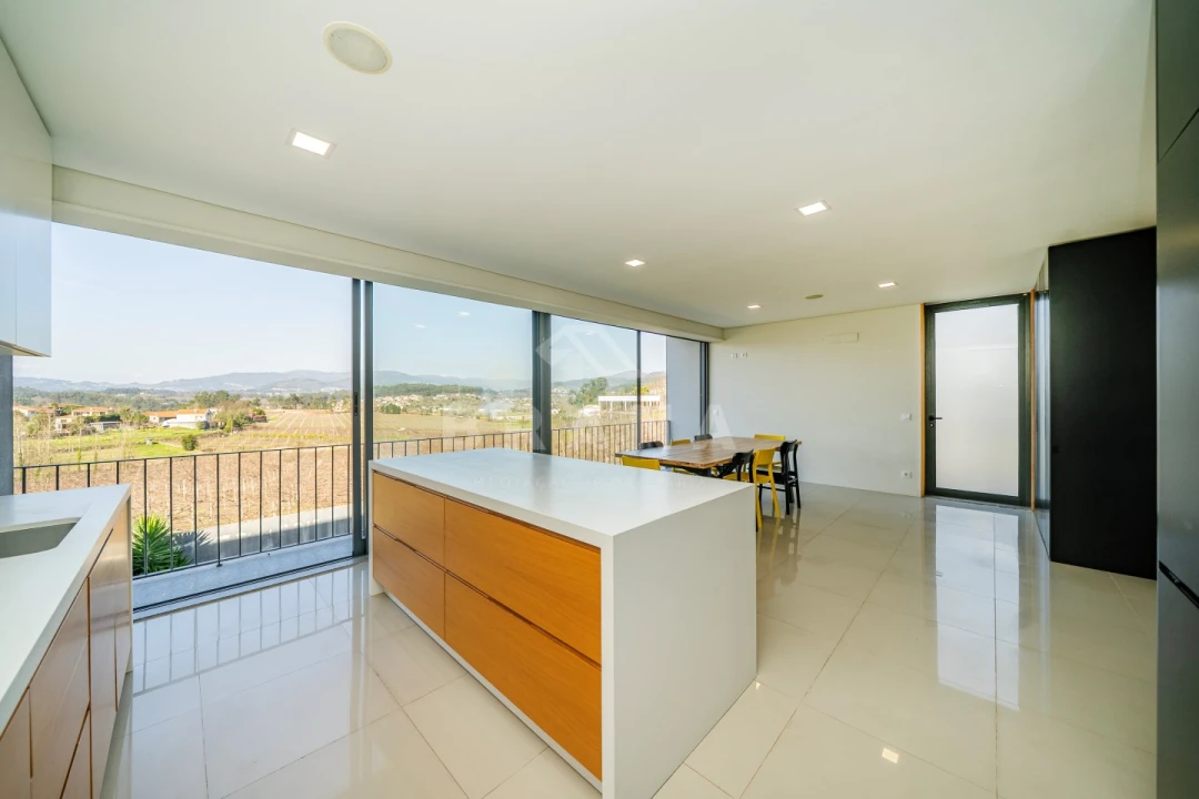 Moradia T4 para Venda em Bico Foto 6