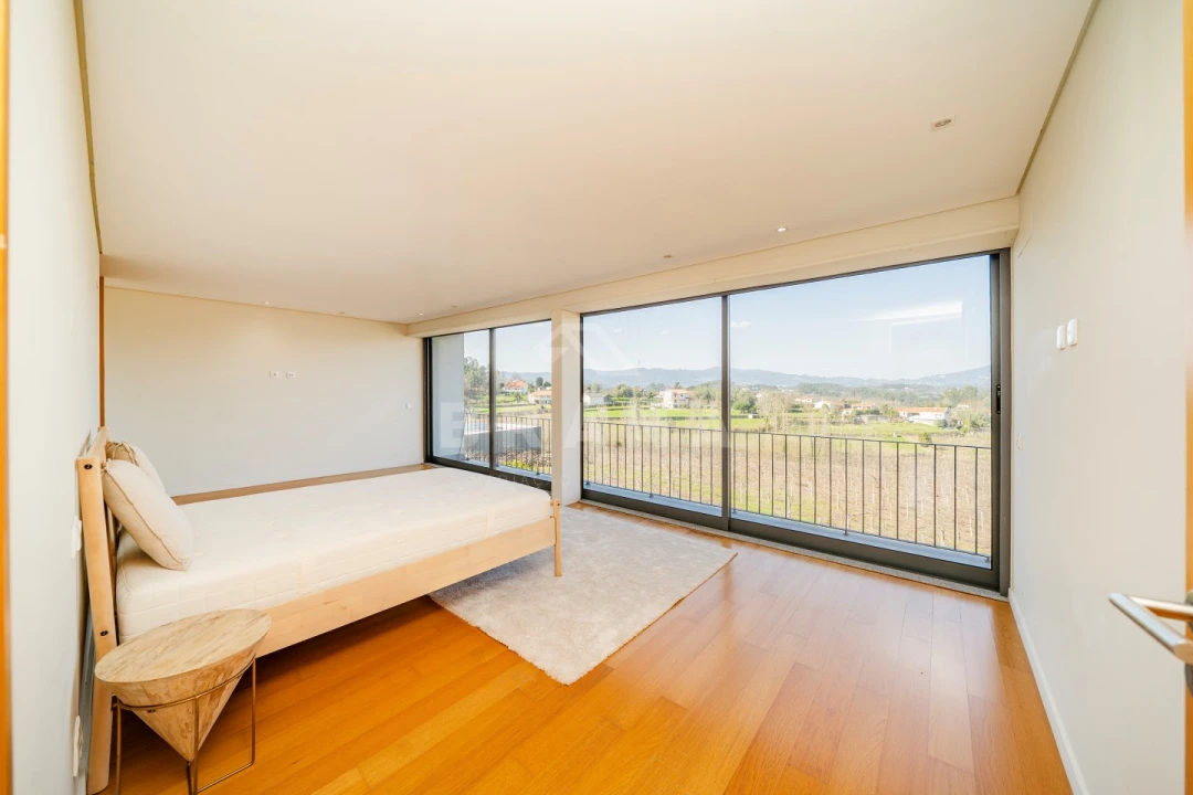 Moradia T4 para Venda em Bico Foto 22