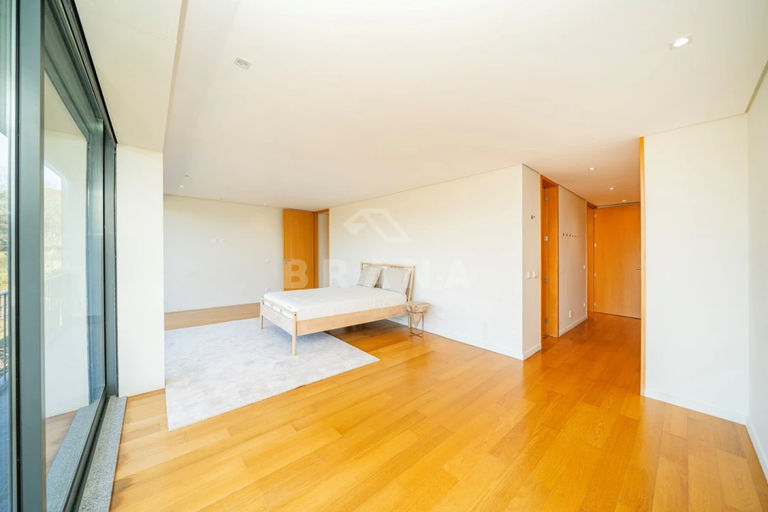 Moradia T4 para Venda em Bico Foto 23