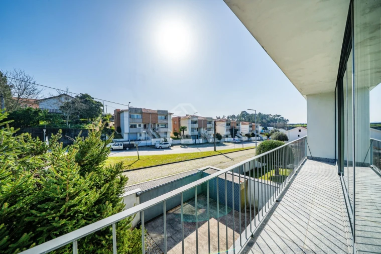 Moradia T4 para Venda em Bico Foto 15