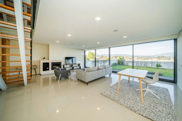 Moradia T4 para Venda em Bico Foto 30