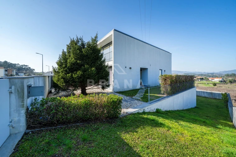 Moradia T4 para Venda em Bico Foto 42