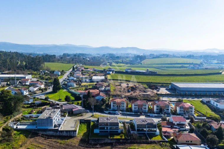 Moradia T4 para Venda em Bico Foto 45