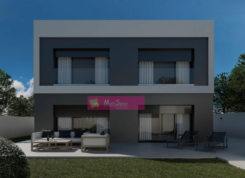 Moradia T4 para Venda em Meia Via Foto 6