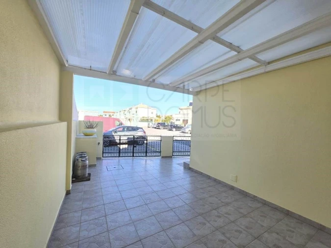 Moradia T4 para Venda em Vila Nova de Cacela Foto 5