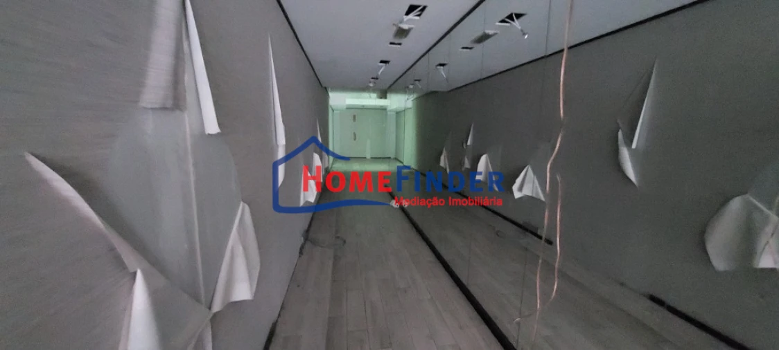 Loja para Arrendamento em Braga (São José de São Lázaro e São João do Souto) Foto 14