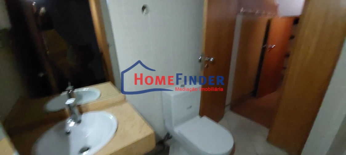 Loja para Arrendamento em Braga (São José de São Lázaro e São João do Souto) Foto 20