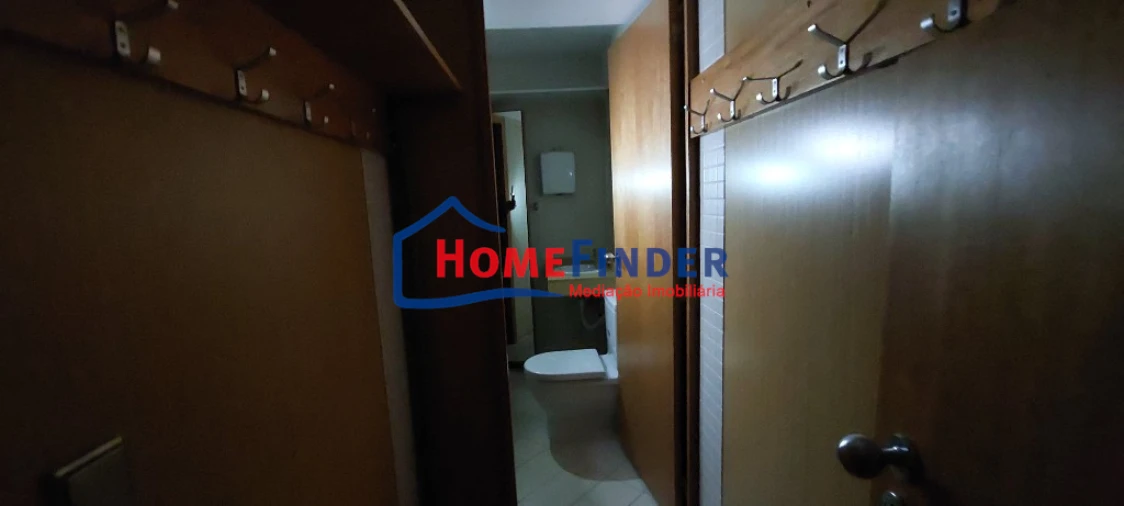 Loja para Arrendamento em Braga (São José de São Lázaro e São João do Souto) Foto 28