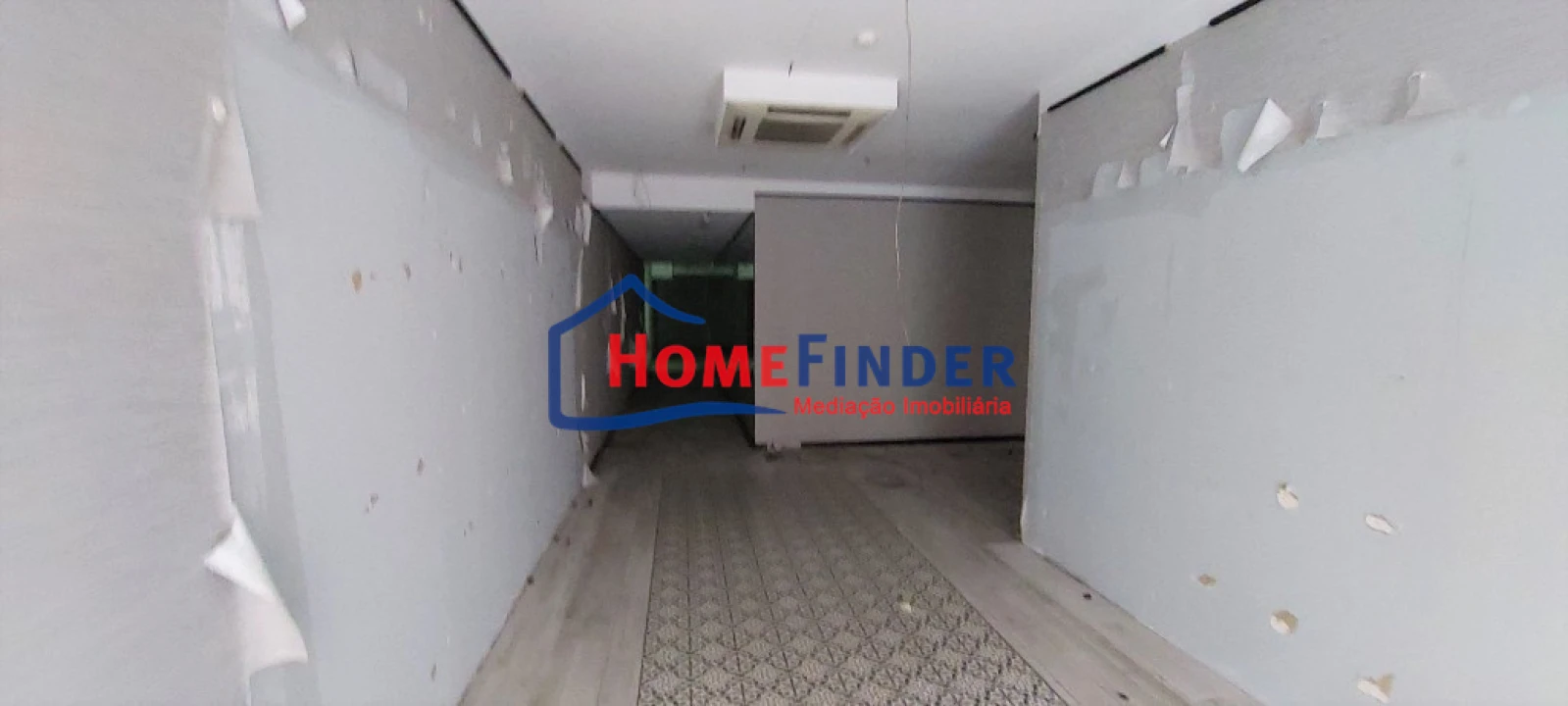 Loja para Arrendamento em Braga (São José de São Lázaro e São João do Souto) Foto 10