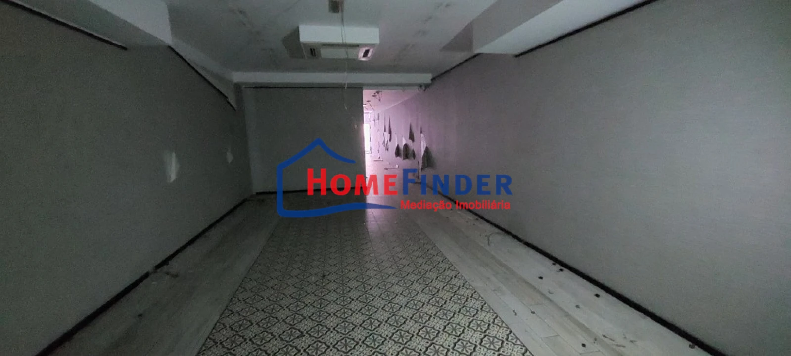 Loja para Arrendamento em Braga (São José de São Lázaro e São João do Souto) Foto 35