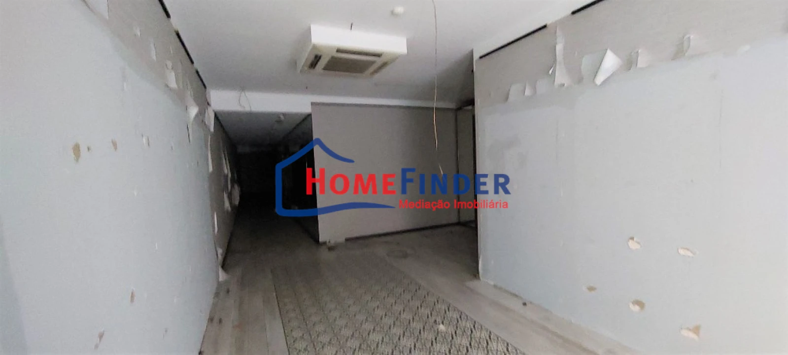 Loja para Arrendamento em Braga (São José de São Lázaro e São João do Souto) Foto 9