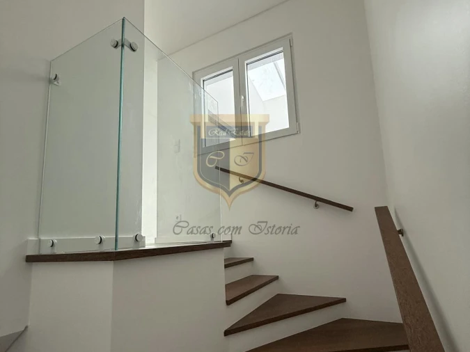 Moradia T2 para Venda em Santa Maria, São Pedro e Matacães Foto 8