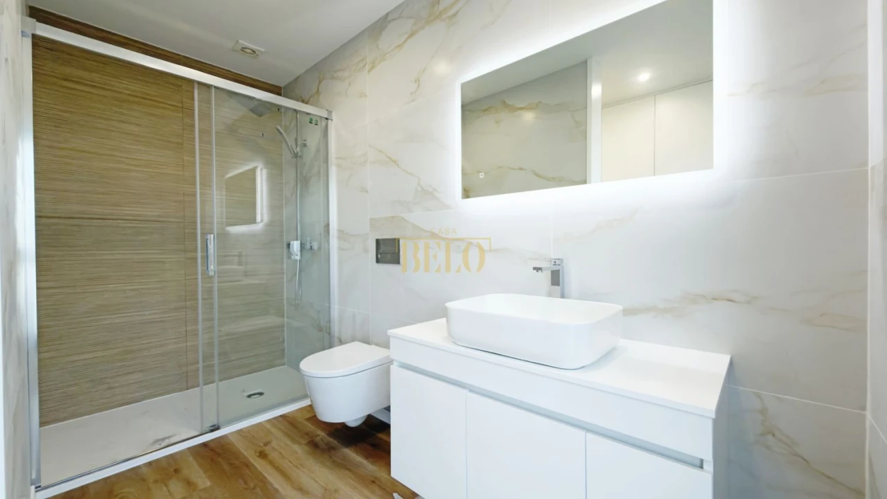 Moradia T3 para Venda em Nogueira e Silva Escura Foto 37