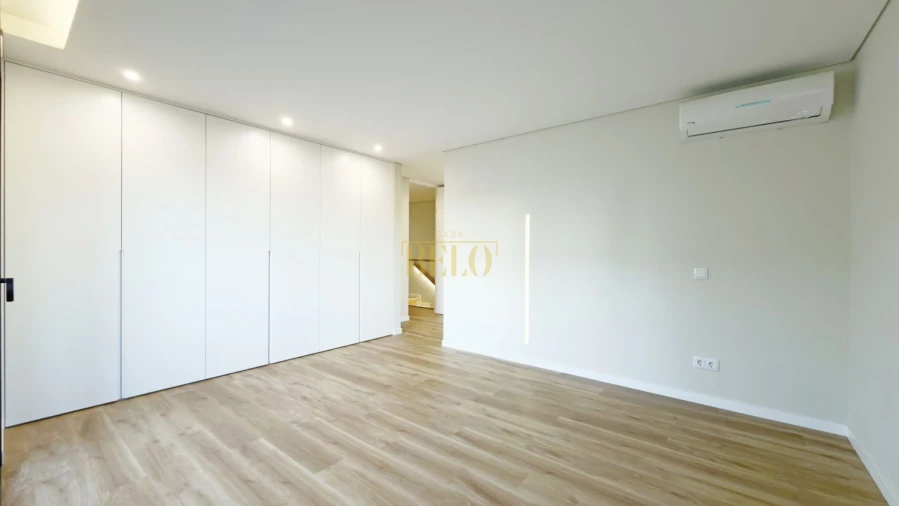 Moradia T3 para Venda em Nogueira e Silva Escura Foto 35