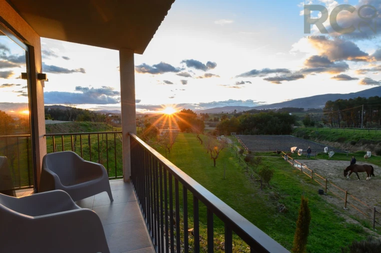 Quinta T0 para Venda em Ferro Foto 12