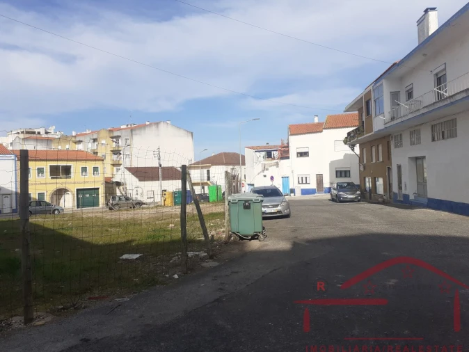 Terreno para Venda em Cadaval e Pêro Moniz Foto 12